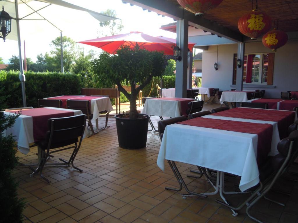 Hotel Cuulong Labarthe-Inard Exterior photo